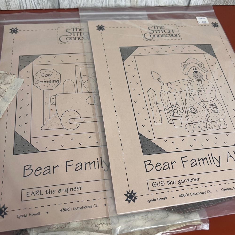 The Stitch Connection Bear‎ Family Album Quilt Patterns Earl Gus Fabric Kits 2pk